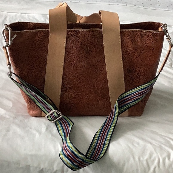 EUC Consuela Sally Carry all Tote - Picture 3 of 13